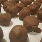 Healthy Vegan Peanut Butter Balls